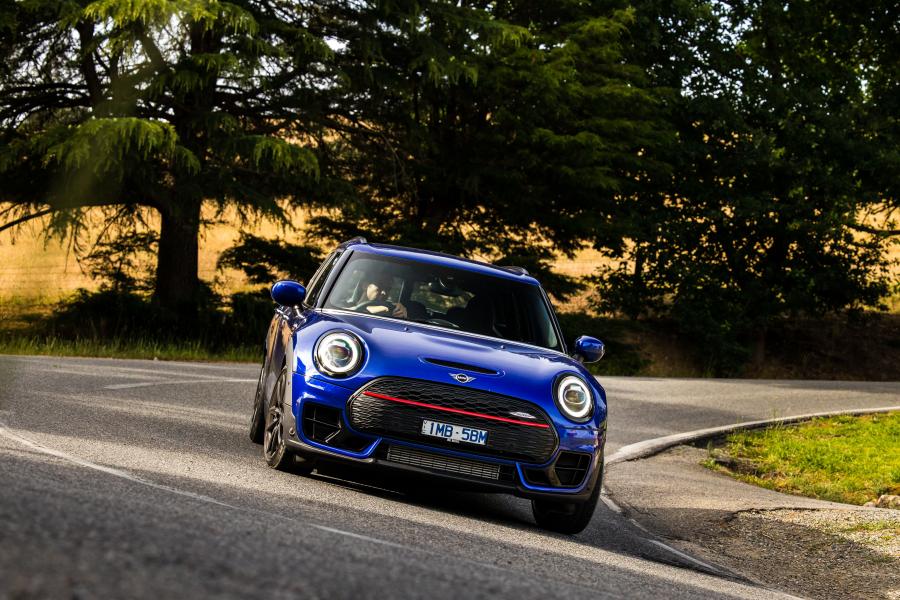  Mini John Cooper Works Clubman (F54) 2019 года  (AU) (фото 14 из 38)